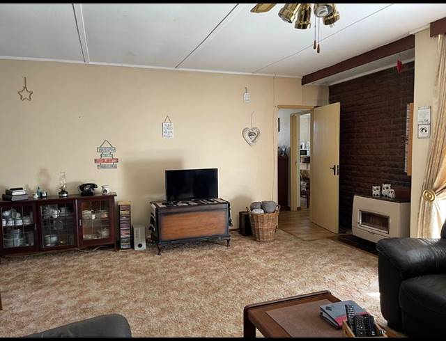 3 BEDROOM HOUSE FOR SALE IN SASOLBURG CENTRAL